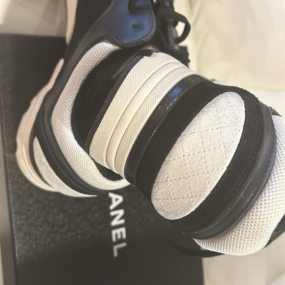 Chanel Sneekers - Picture 4 of 6
